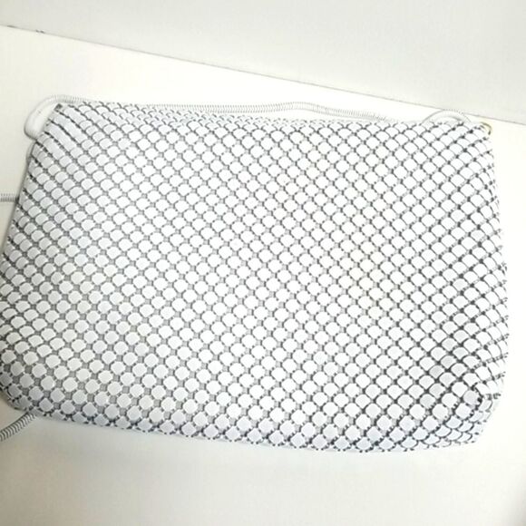 Vintage Mesh Envelope Style Pocketbook - Picture 4 of 11